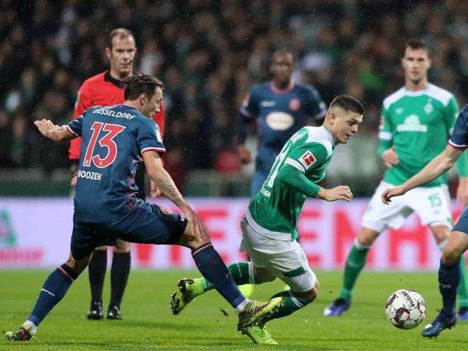 向皇马新星 向皇马新星